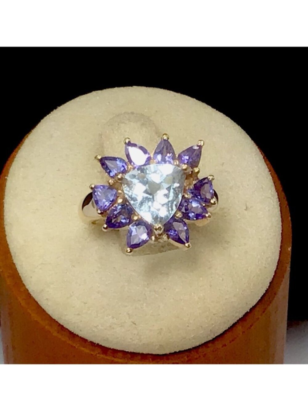 10K Yellow Gold Aquamarine Amethyst Ring 4.6 Grams Size 5.25